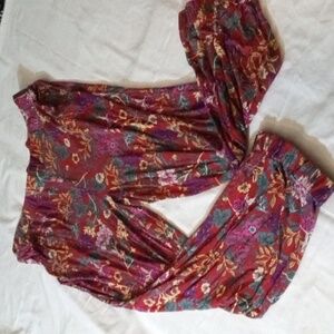 Floreat by Anthropologie rayon blend fruit and floral joggers